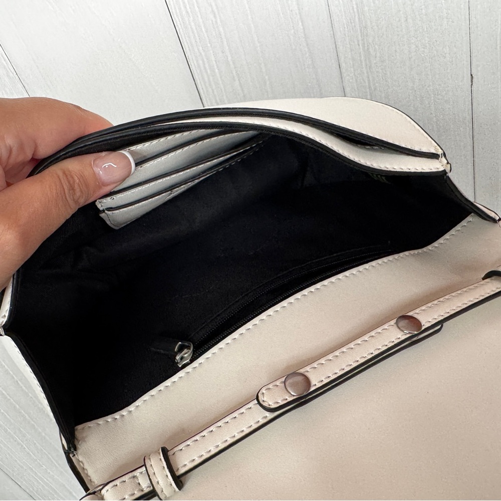 Sam Edelman Diane Half Moon Bag - Picture 9 of 11